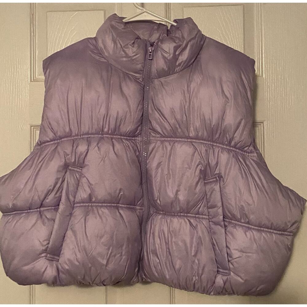 Divided purple crop puffer vest‎
